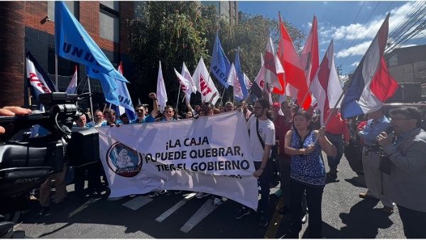 manif costa rica L2R