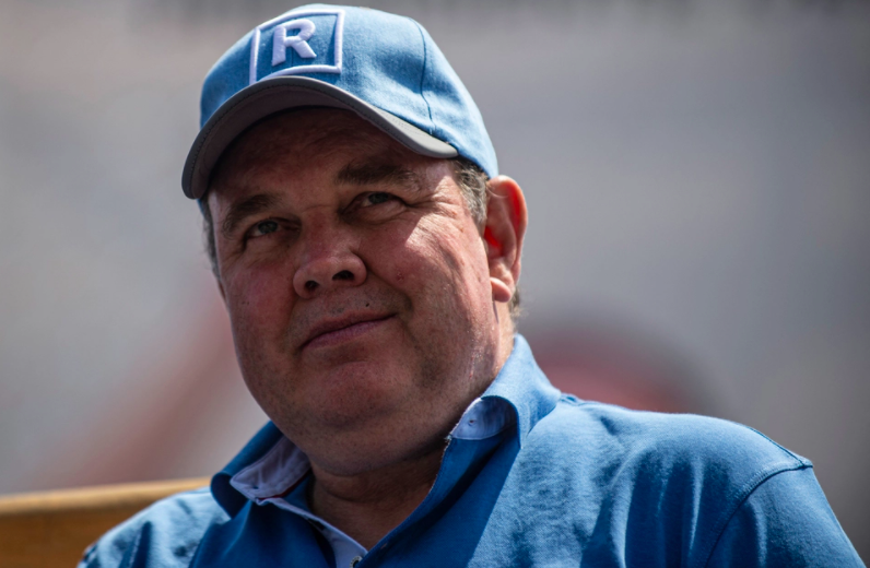 Lopez Aliaga, le Bolsonaro péruvien qui pourrait arriver au 2e tour - Carlos NORIEGA